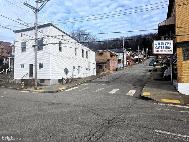 House for sale in Glassport