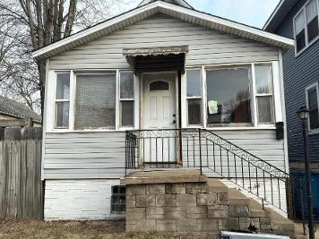 House for sale in Hammond, Indiana