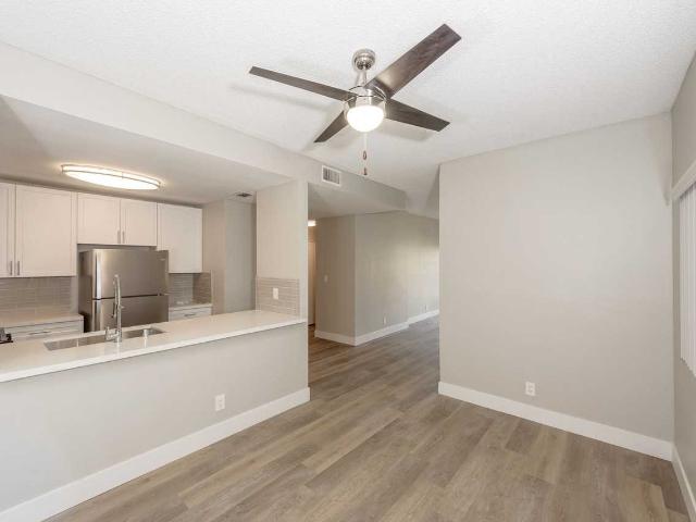 Apartment for rent in Glendale, California
