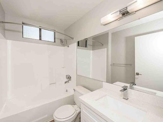 Apartment for rent in Glendale, California