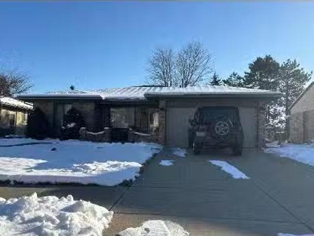 House for sale in Sterling Heights