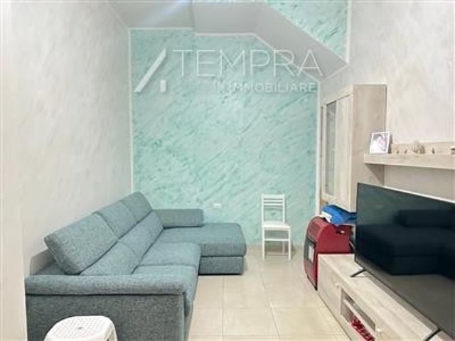Villa Indipendente in vendita a Adrano, Catania