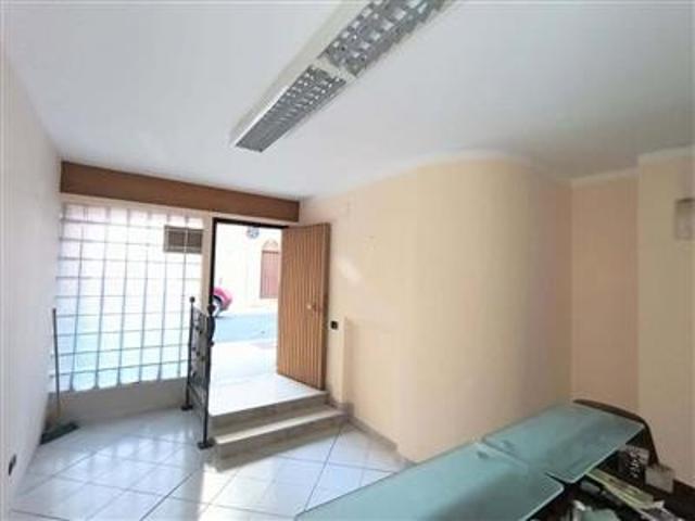 Ufficio in vendita a Castellana Grotte, Bari