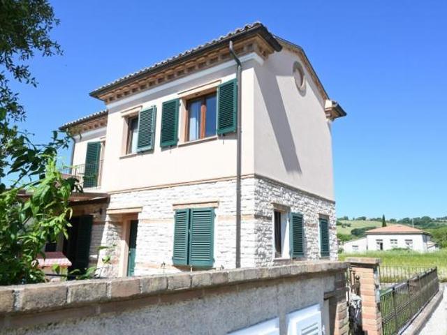 Appartamento in affitto a Marche, Ancona