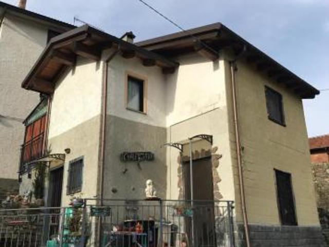 Appartamento in vendita a Albareto, Reggio Emilia