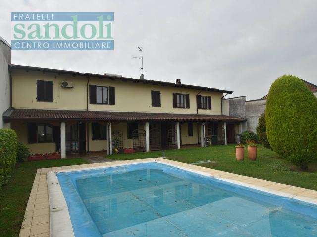 Villa Indipendente in vendita a Piemonte, Vercelli