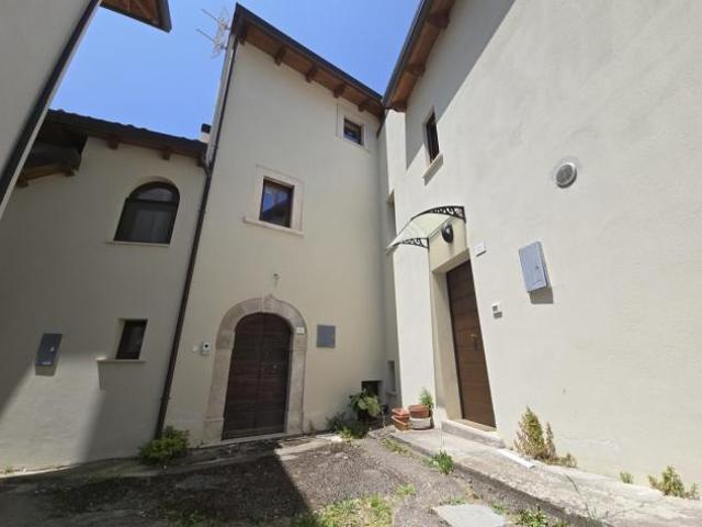 Appartamento in vendita a Barete, L'Aquila