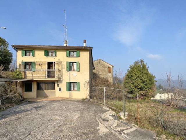 Appartamento in vendita a Brogliano, Veneto