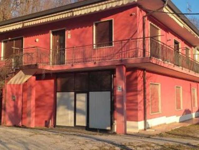 Appartamento in vendita a Chiampo, Veneto