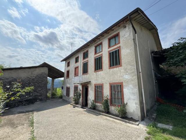 Appartamento in vendita a Cornedo Vicentino, Veneto