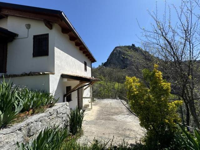 Villa Indipendente in vendita a Gessopalena, Abruzzo
