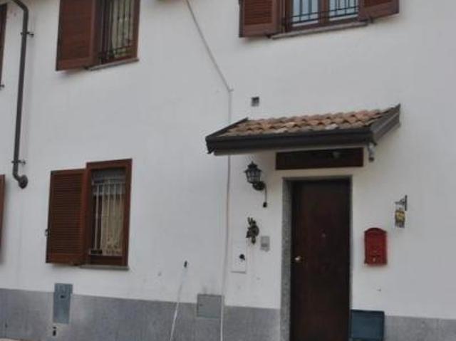 Villa Indipendente in vendita a Piemonte, Vercelli