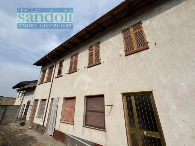 Villa Indipendente in vendita a Piemonte, Vercelli