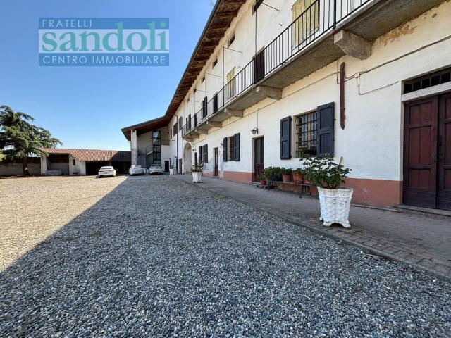 Villa Indipendente in vendita a Piemonte, Vercelli