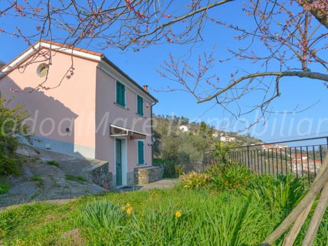 Appartamento in vendita a Quiliano, Liguria