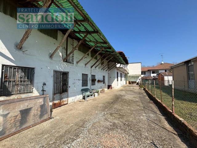 Villa Indipendente in vendita a Piemonte, Vercelli