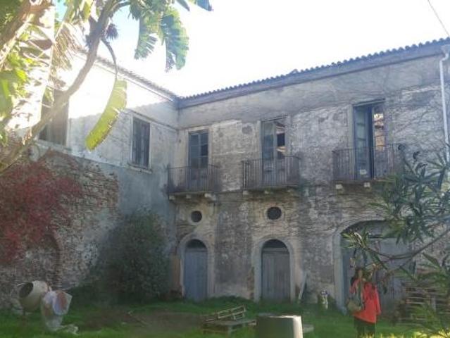 Villa Indipendente in vendita a Santa Teresa Di Riva, Sicilia
