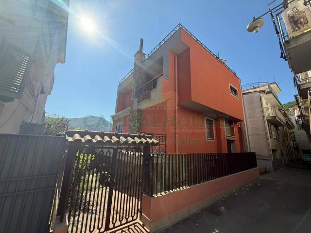 Villa Indipendente in vendita a Siano, Salerno