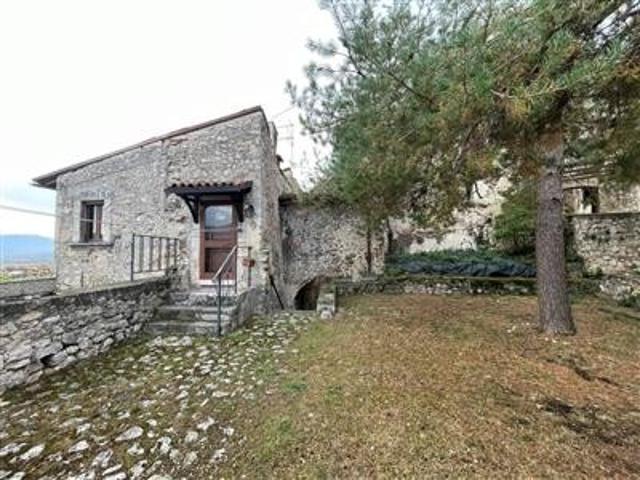 Appartamento in vendita a Navelli, L'Aquila
