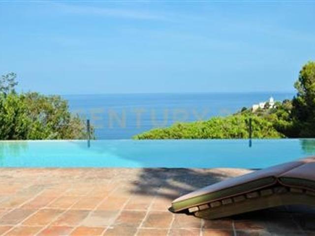 Villa Indipendente in vendita a Poggio, Marciana