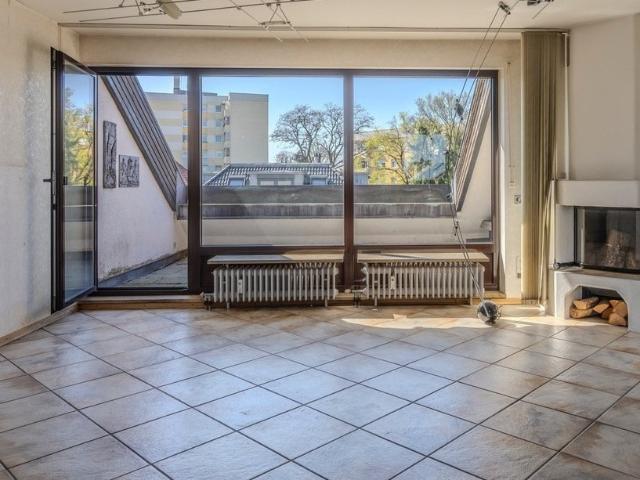Dachgeschosswohnung kaufen in Sendling-Westpark, München