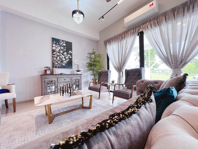 Terraced House for sale in Malaka