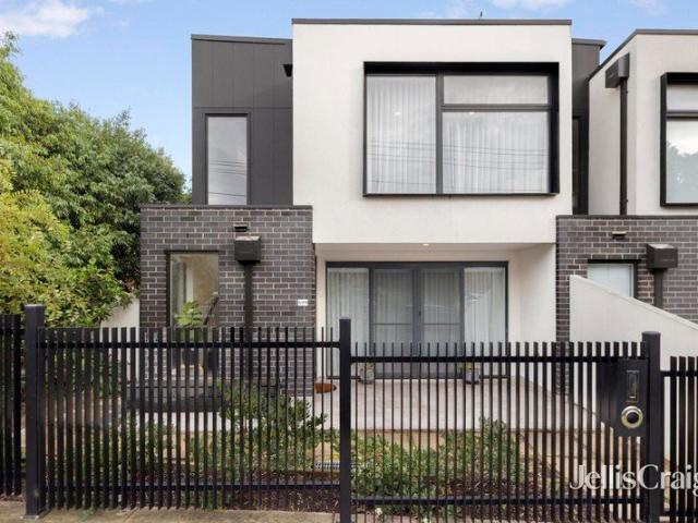 Townhouse for sale in Camerons Creek, Victoria
