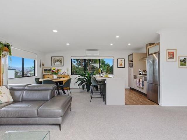 Property for sale in Omokoroa, Bay Of Plenty