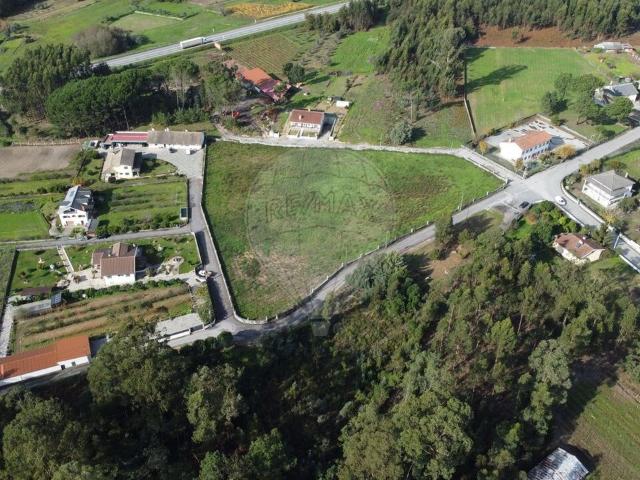 Armazém venda em Canas de Santa Maria, Tondela