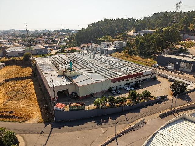 Armazém venda em Vilela, Paredes