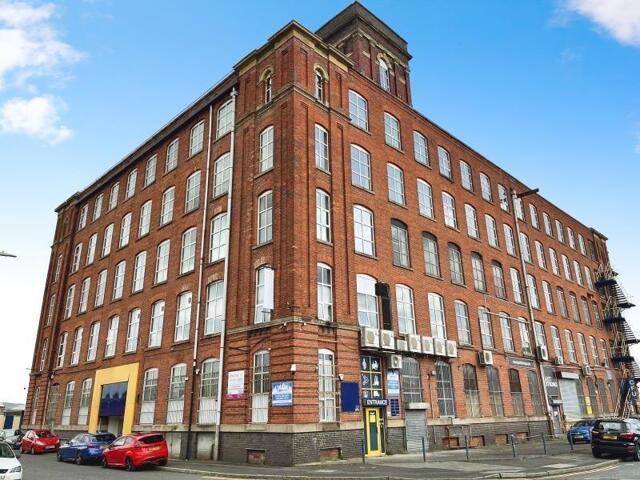 Property for rent in Lee Bank, Greater Manchester