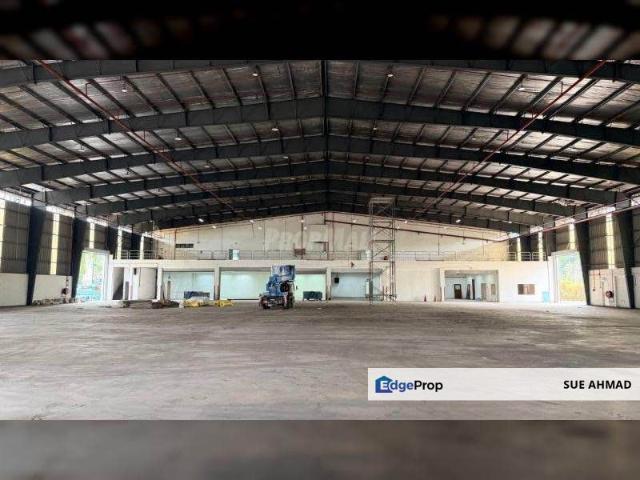 Warehouse for rent in Petaling, Alam Impian