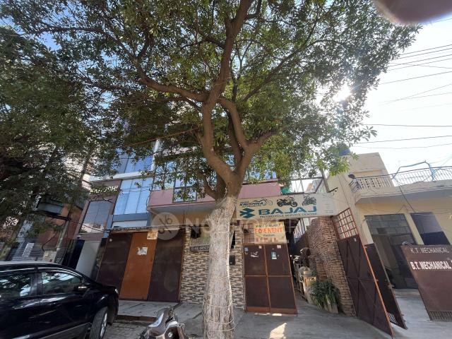 Property for rent in Mamura, Noida