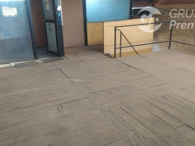 Industrial en Arriendo en AV, Dorsal \ Av. Fermín Vivaceta Se arrienda galpón industrial UF 50