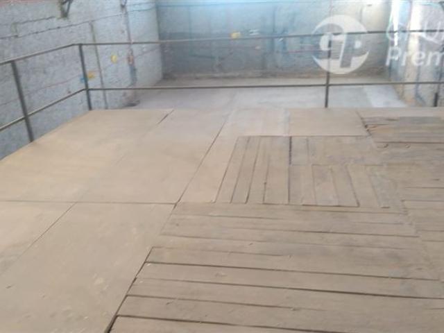 Industrial en Arriendo en AV, Dorsal \ Av. Fermín Vivaceta Se arrienda galpón industrial UF 50