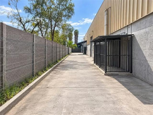 Local Comercial en arriendo en Lampa, Provincia de Chacabuco
