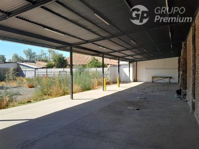 Industrial en Arriendo en Los Maquis casi esq. Domingo Santa María