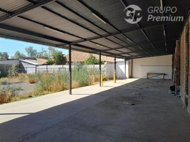 Industrial en Arriendo en Los Maquis casi esq. Domingo Santa María