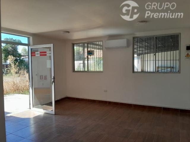 Industrial en Arriendo en Los Maquis casi esq. Domingo Santa María