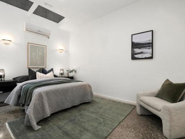 Townhouse for rent in City Of Melbourne, Camerons Creek