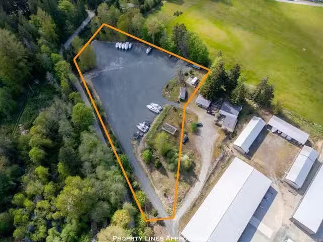 House for sale in Clayoquot, British Columbia