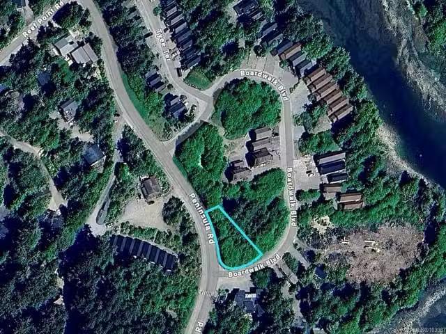 House for sale in Clayoquot, British Columbia