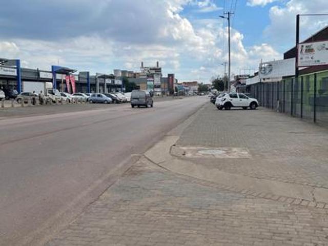 Commercial for rent in Waterkloof, Gauteng