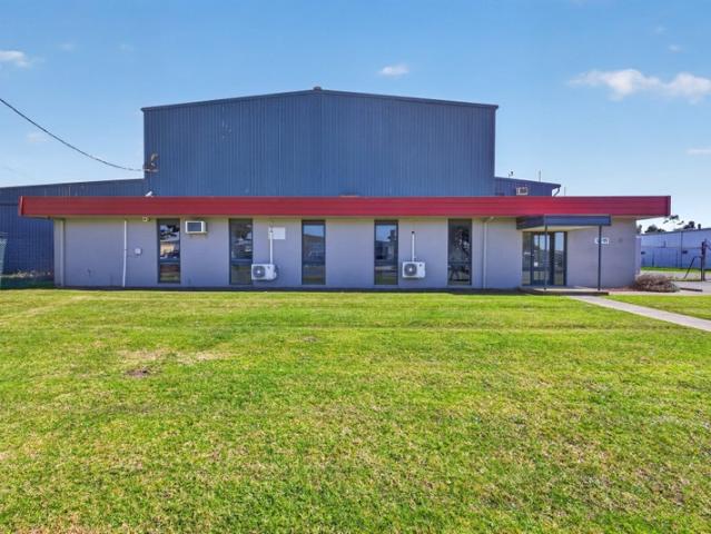 Warehouse for sale in Traralgon East, Victoria
