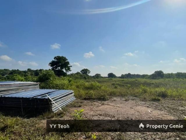 Property for sale in Malaka