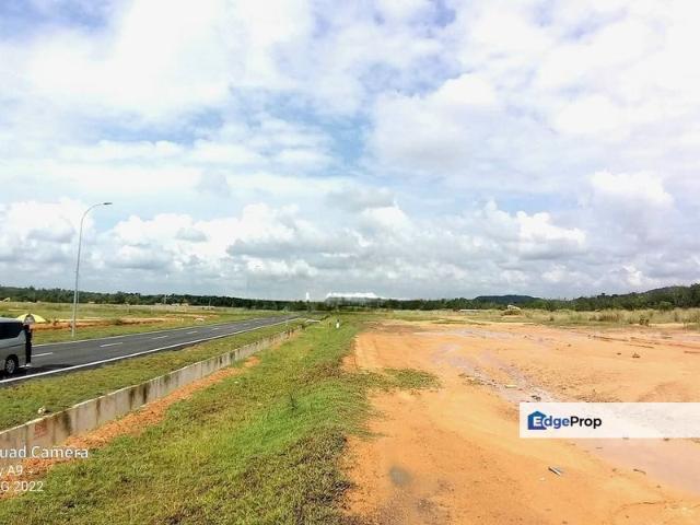 Warehouse for sale in Malaka