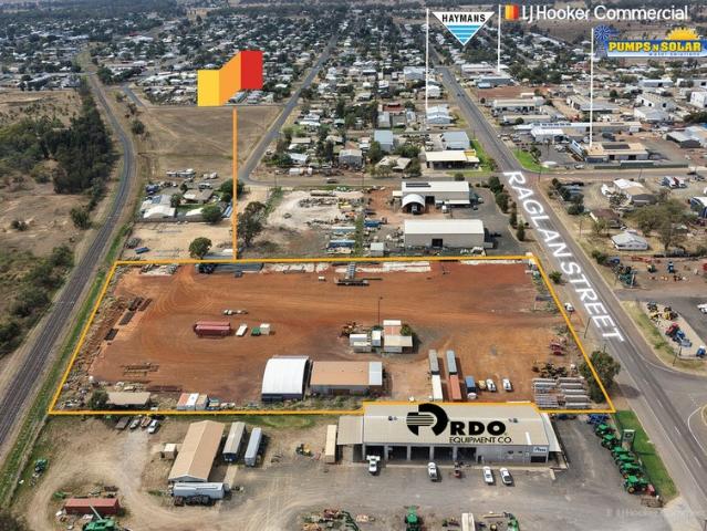 Warehouse for rent in Roma, Queensland