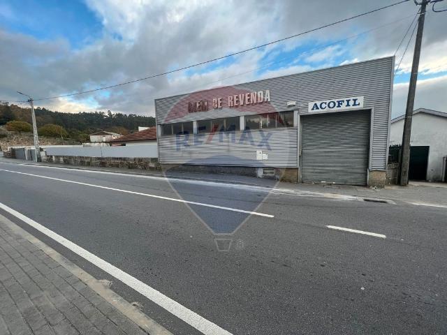 Armazém alugar em Guimarães, Braga