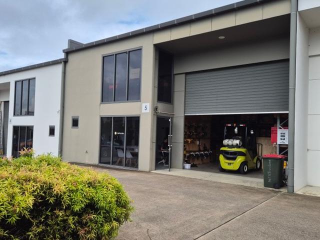 Warehouse for rent in Sunshine Coast Industrial Park, Sunshine Coast Regional