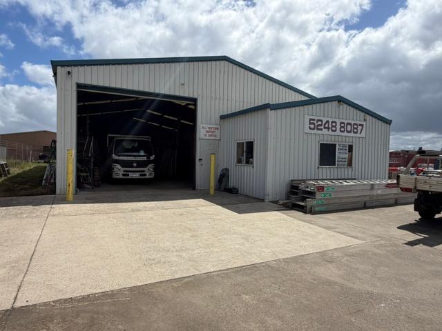 Warehouse for rent in Moolap, Geelong